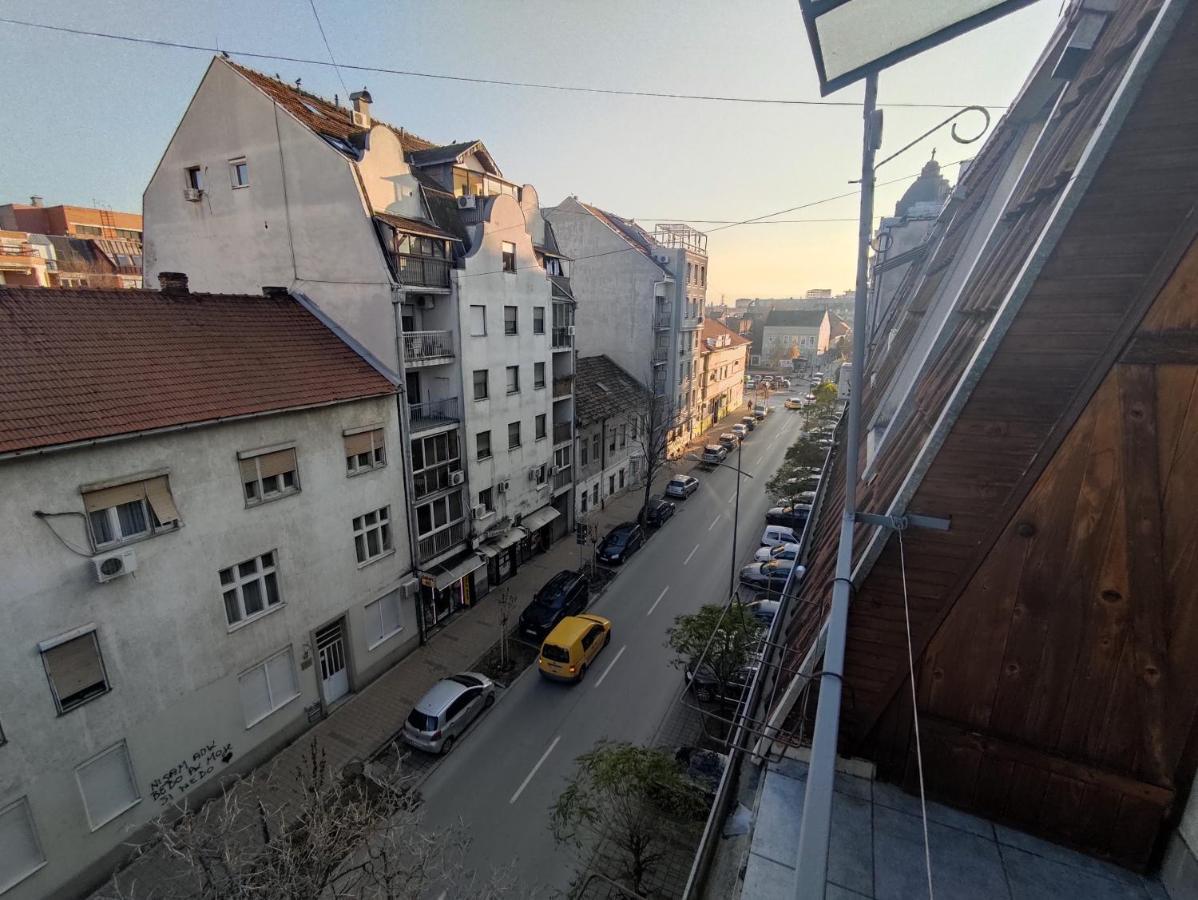 Woody Apartment Нови Сад Екстериор снимка