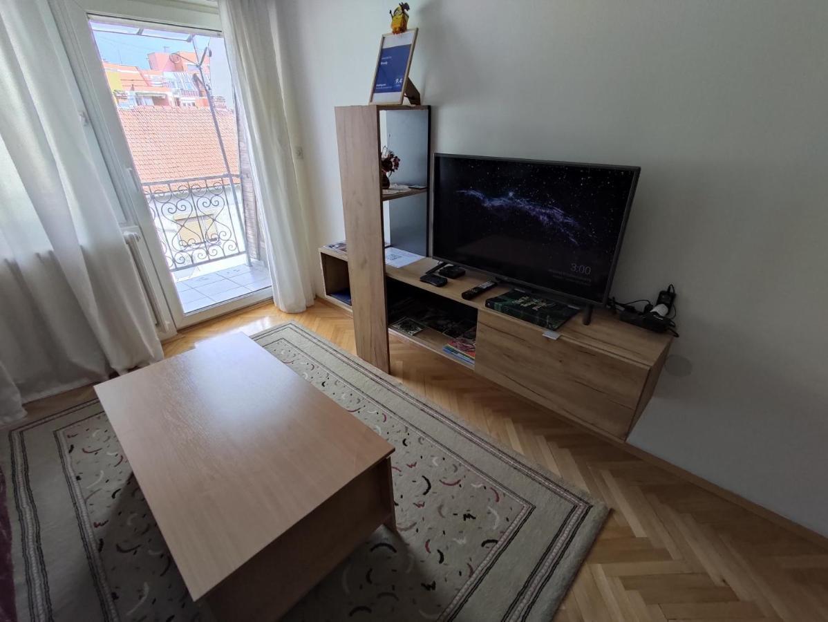 Woody Apartment Нови Сад Екстериор снимка