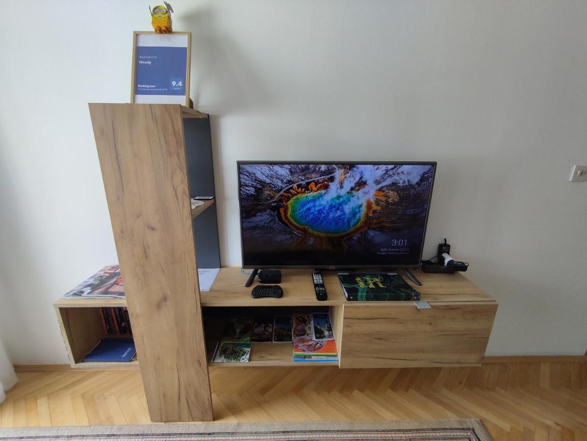 Woody Apartment Нови Сад Екстериор снимка
