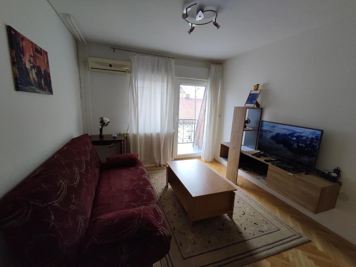 Woody Apartment Нови Сад Екстериор снимка